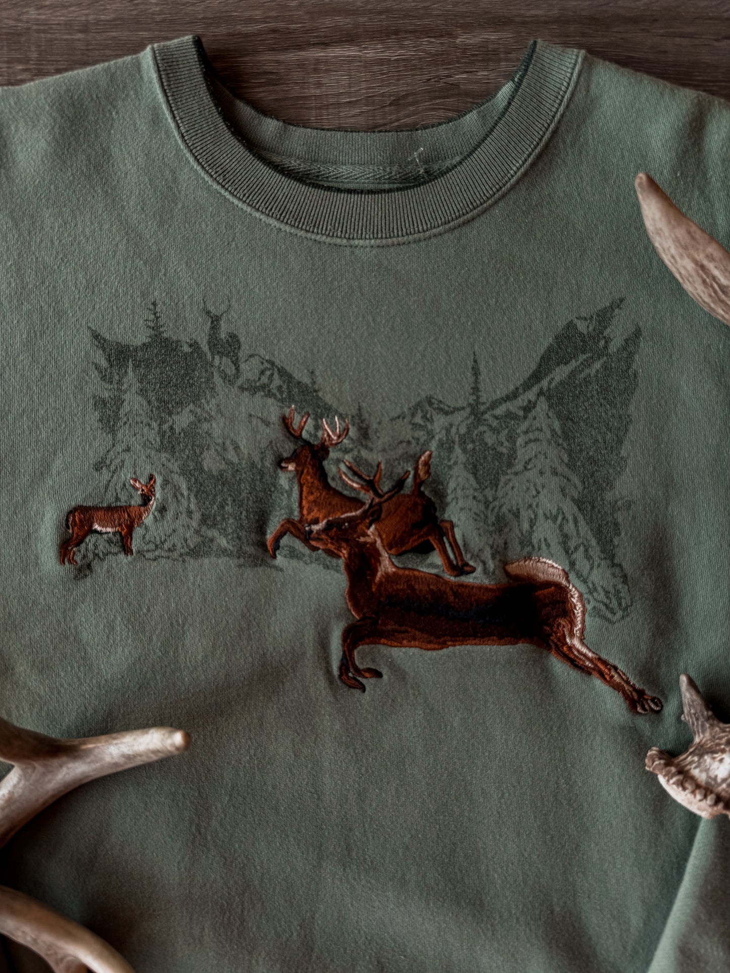 Mountain Bucks [Sage Green]
