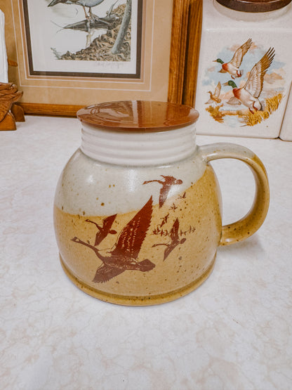 Ceramic Canada Goose Mug with Lid